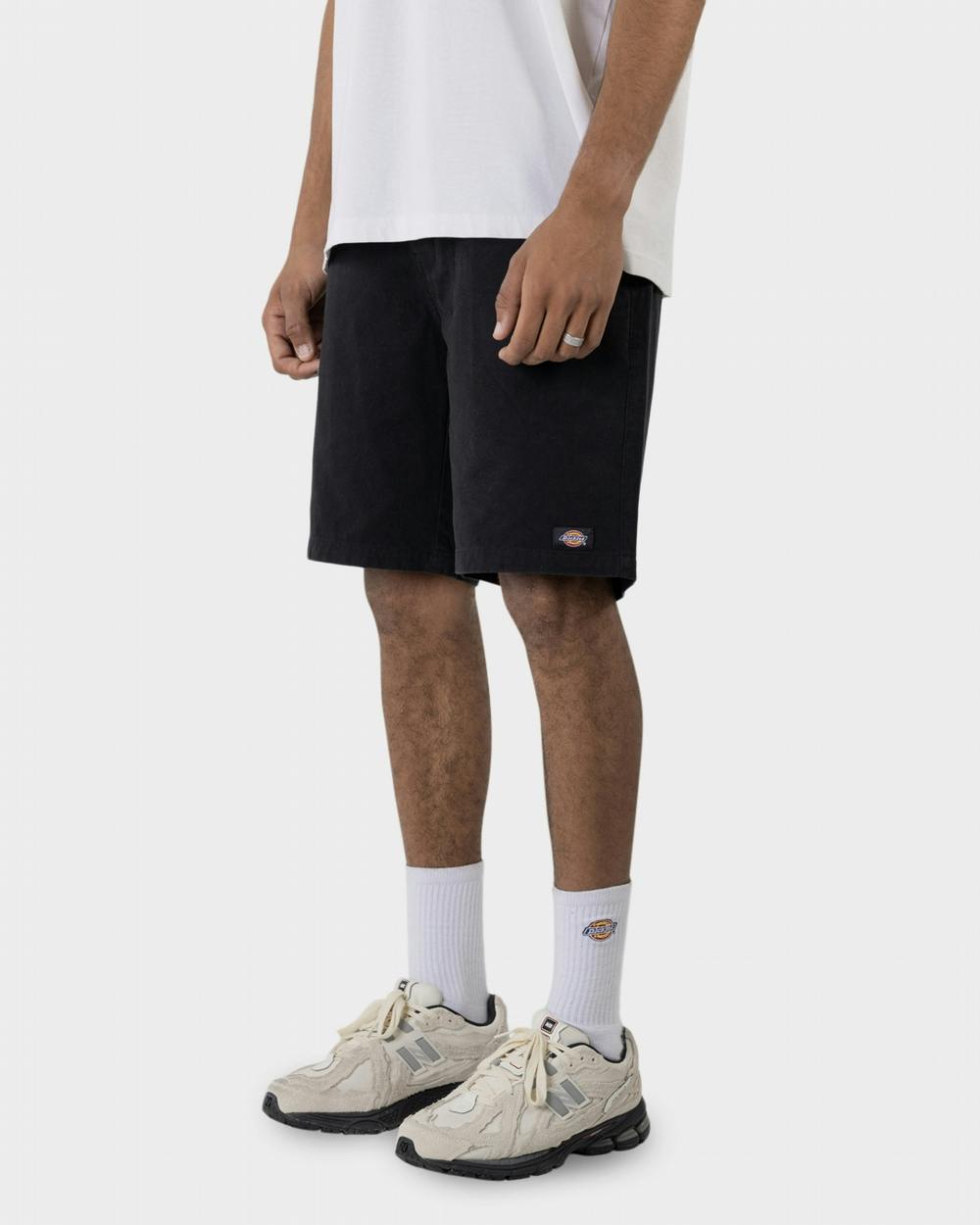 C182 GD 9" Regular Fit Short