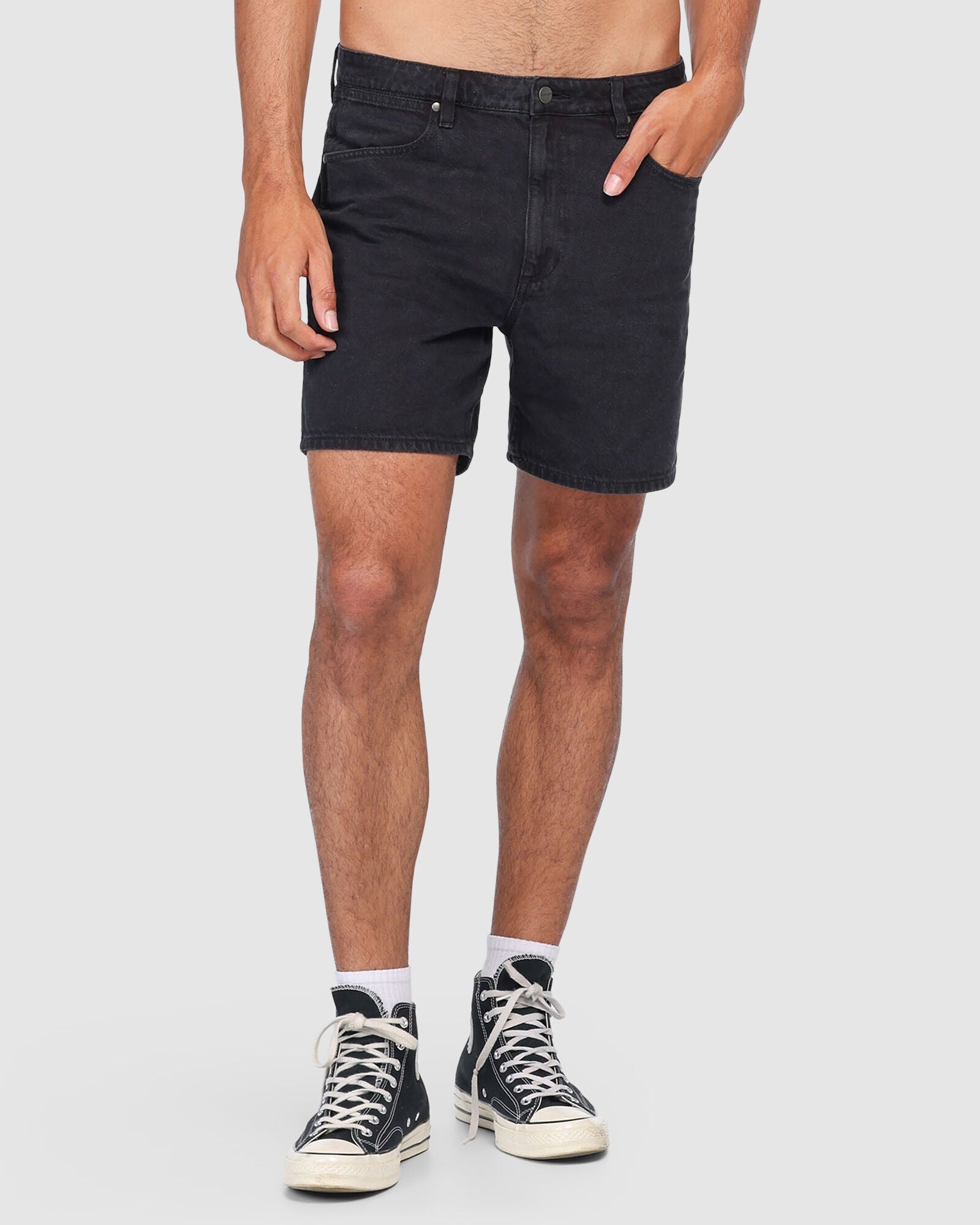 Eazy Straight Short