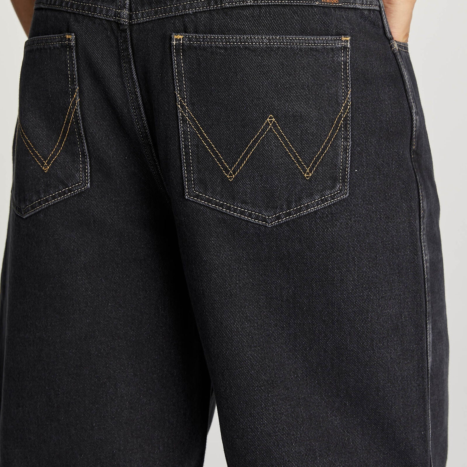 Steezy Relaxed Short